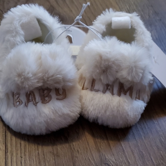baby llama slippers